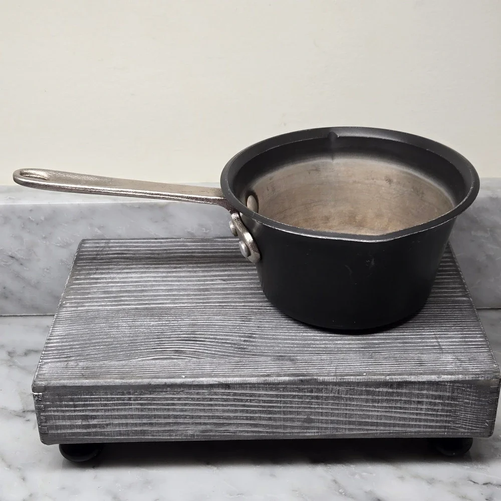 Vintage 1 Quart Commercial Aluminum Cookware Co. Dual Spout Saucepan 1700‎ USA